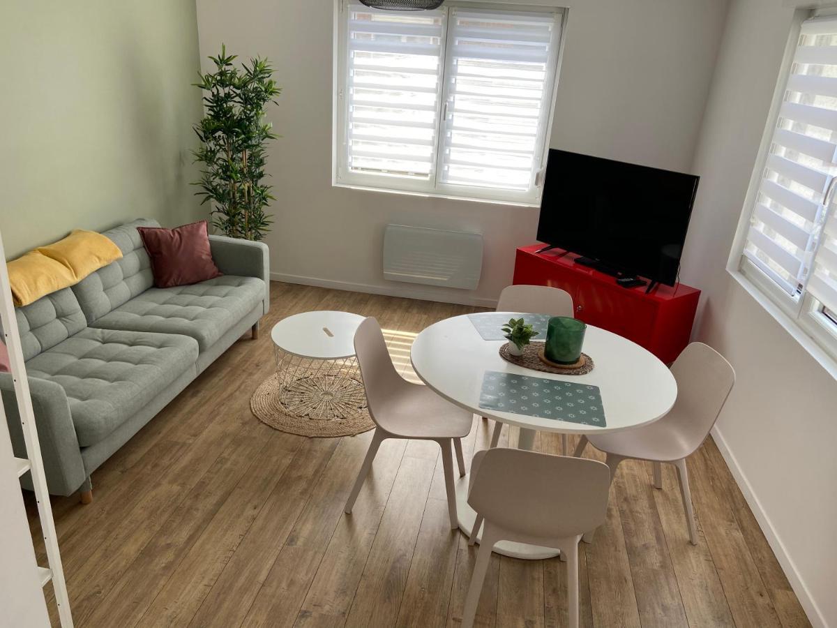 Joli Appartement Scandinave Marly  エクステリア 写真